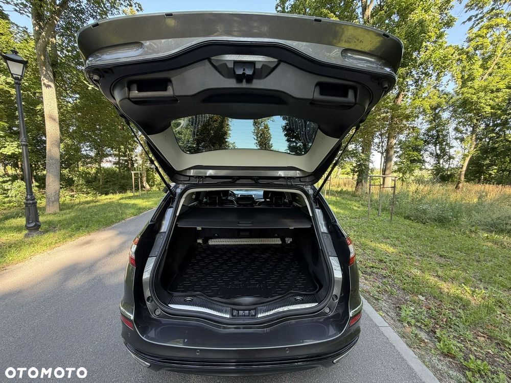 Ford Mondeo - 24