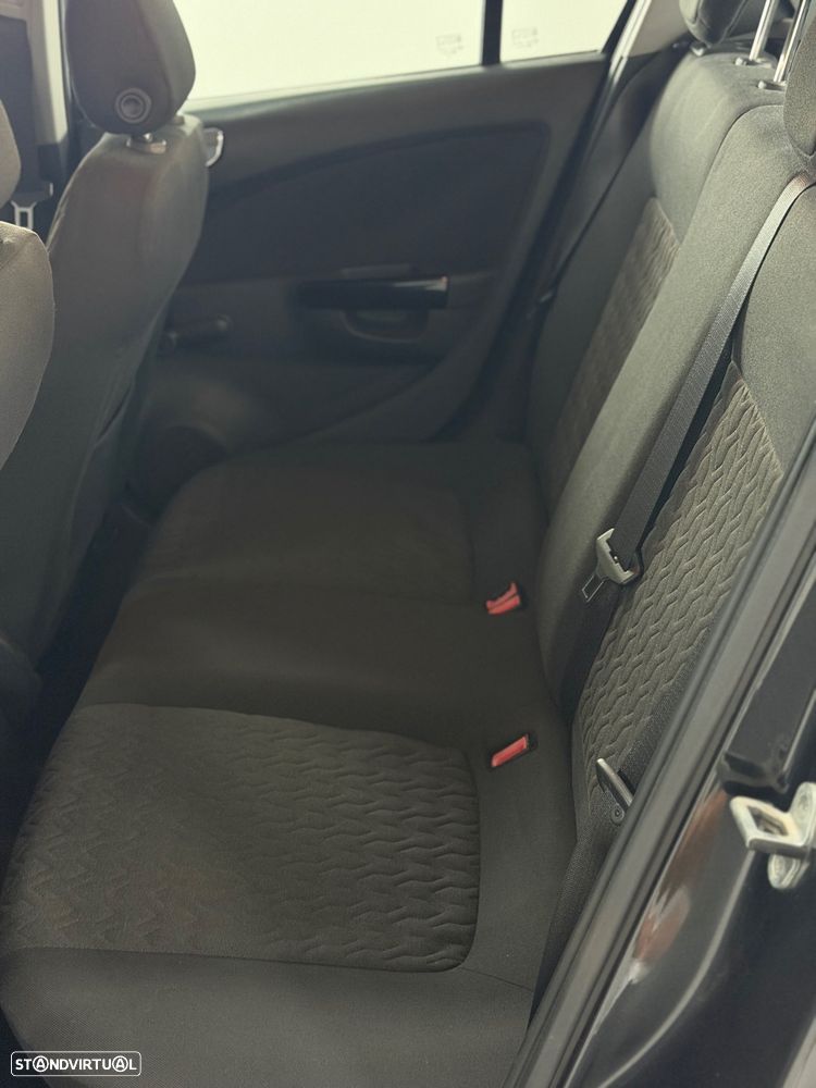 Opel Corsa 1.2 Cosmo - 30