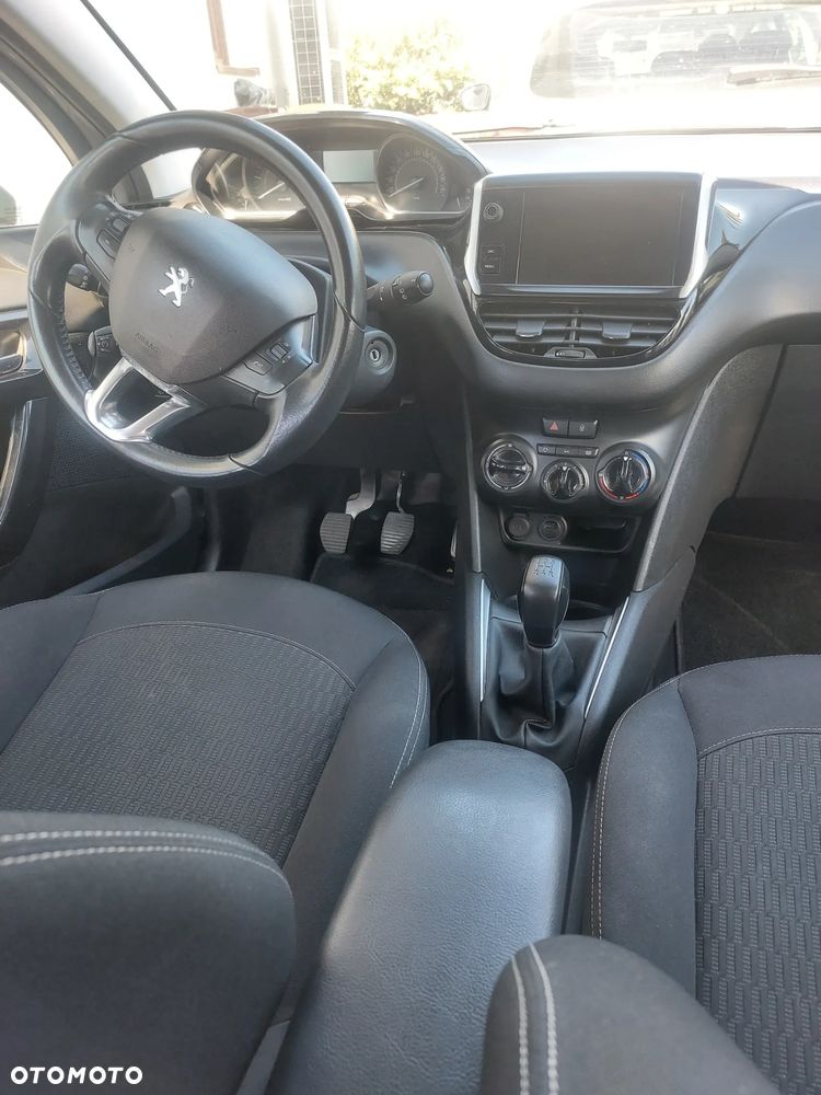 Peugeot 208 1.5 BlueHDi Active S&S - 6