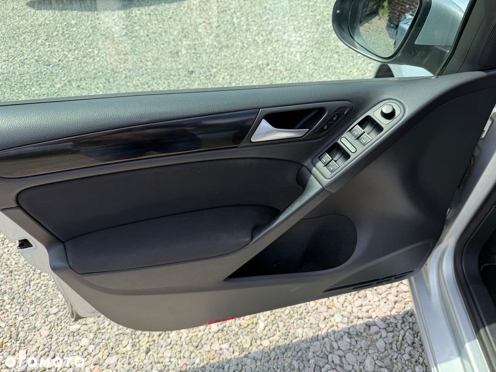 Volkswagen Golf 1.6 United - 27
