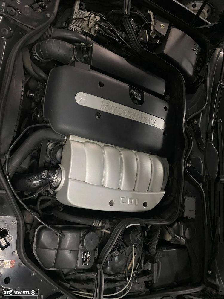 Mercedes-Benz E 270 - 5