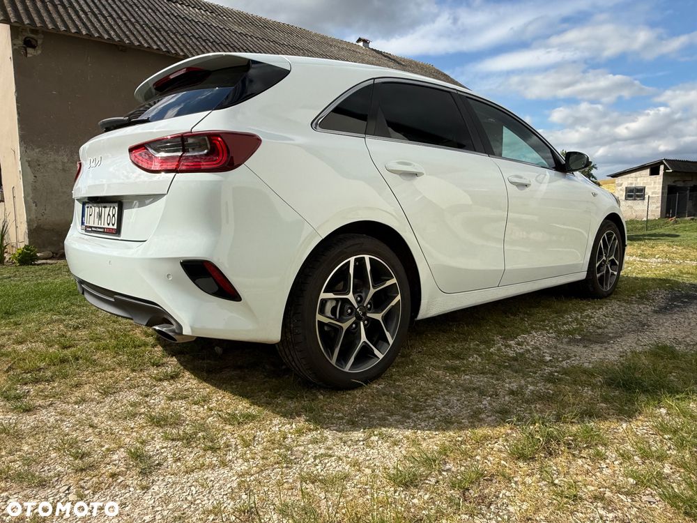 Kia Ceed - 35