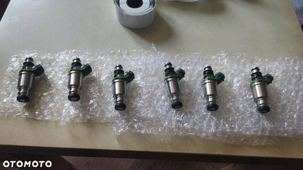 WTRYSKI RAV4 MR2 CALICA 2.0 23250-74100 OD RĘKI - 1