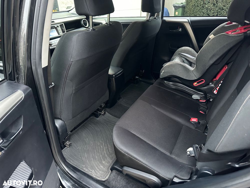 Toyota RAV4 2.0 D-4D 4WD Comfort - 6