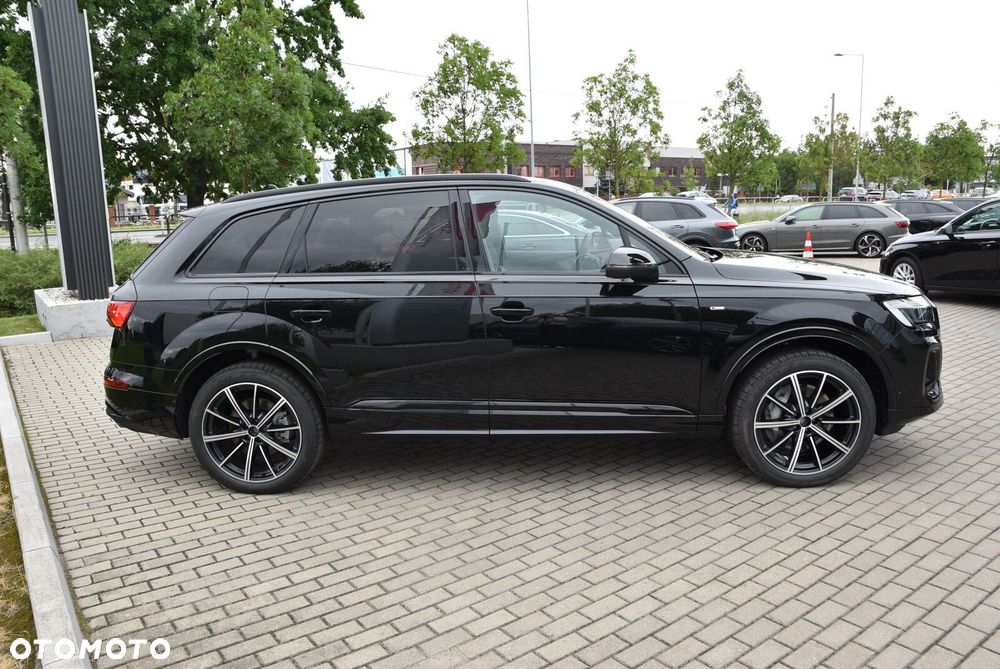 Audi Q7 - 8