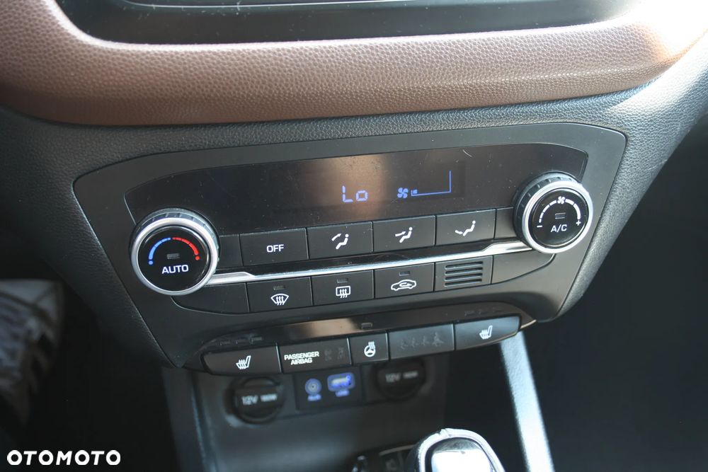 Hyundai i20 1.4 Automatik Style - 12