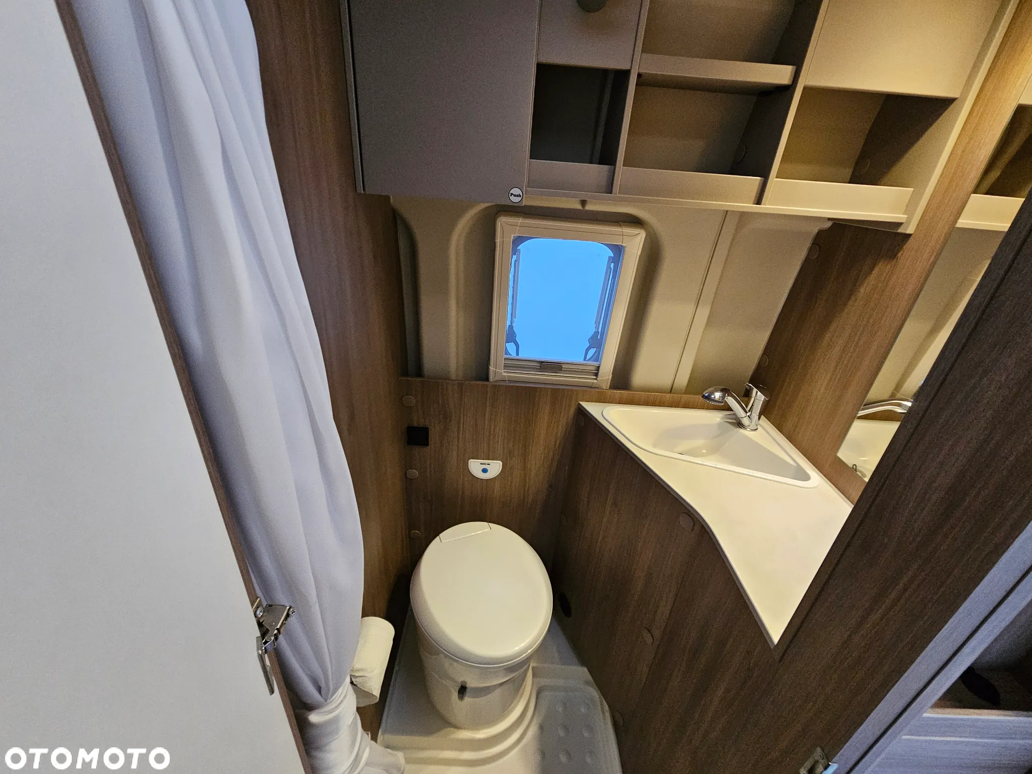 Carado CVE 640 PRO Max długi Ziomowy Grupa HYMER - 20
