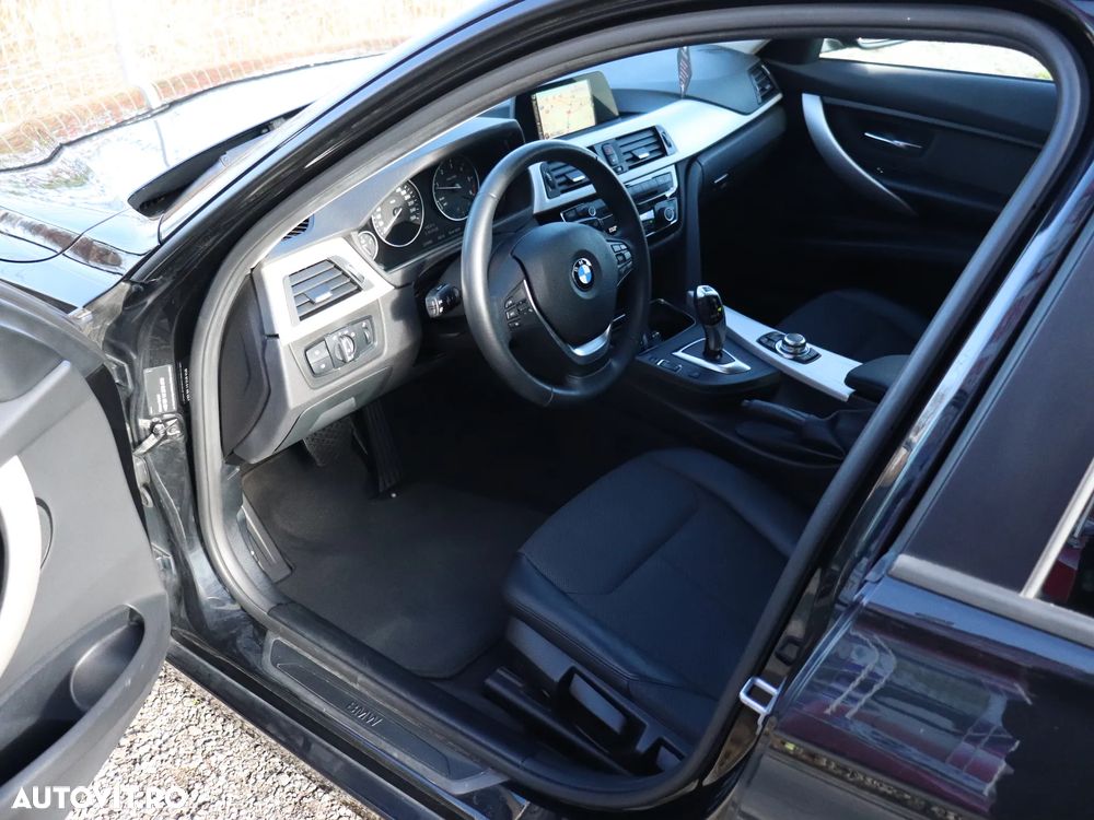 BMW Seria 3 320d Aut. Advantage - 3