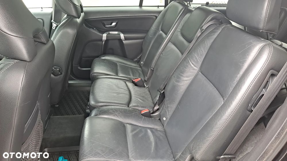 Volvo XC 90 - 25