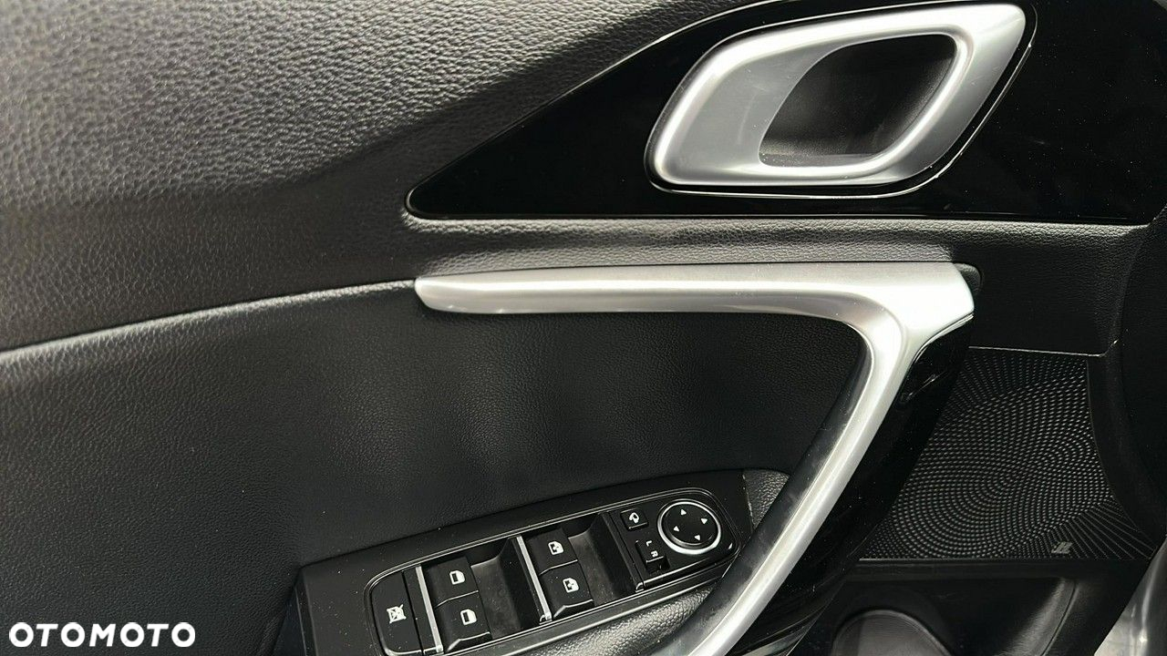Kia Ceed 1.4 T-GDI L Business Line - 13