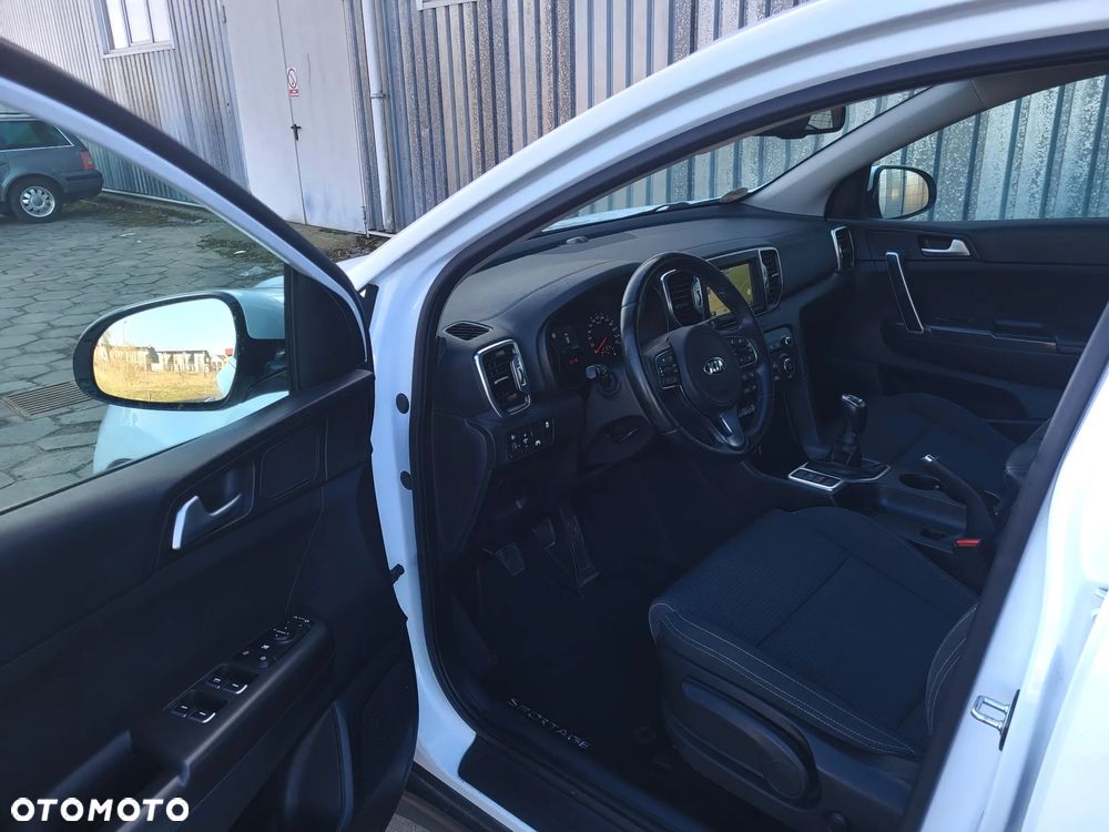 Kia Sportage 2,0 CRDI 2WD Vision - 13