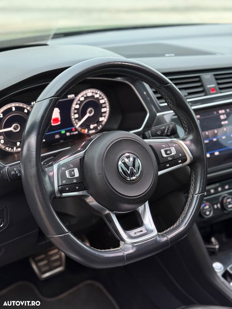Volkswagen Tiguan 2.0 TDI SCR 4MOTION DSG Highline - 28