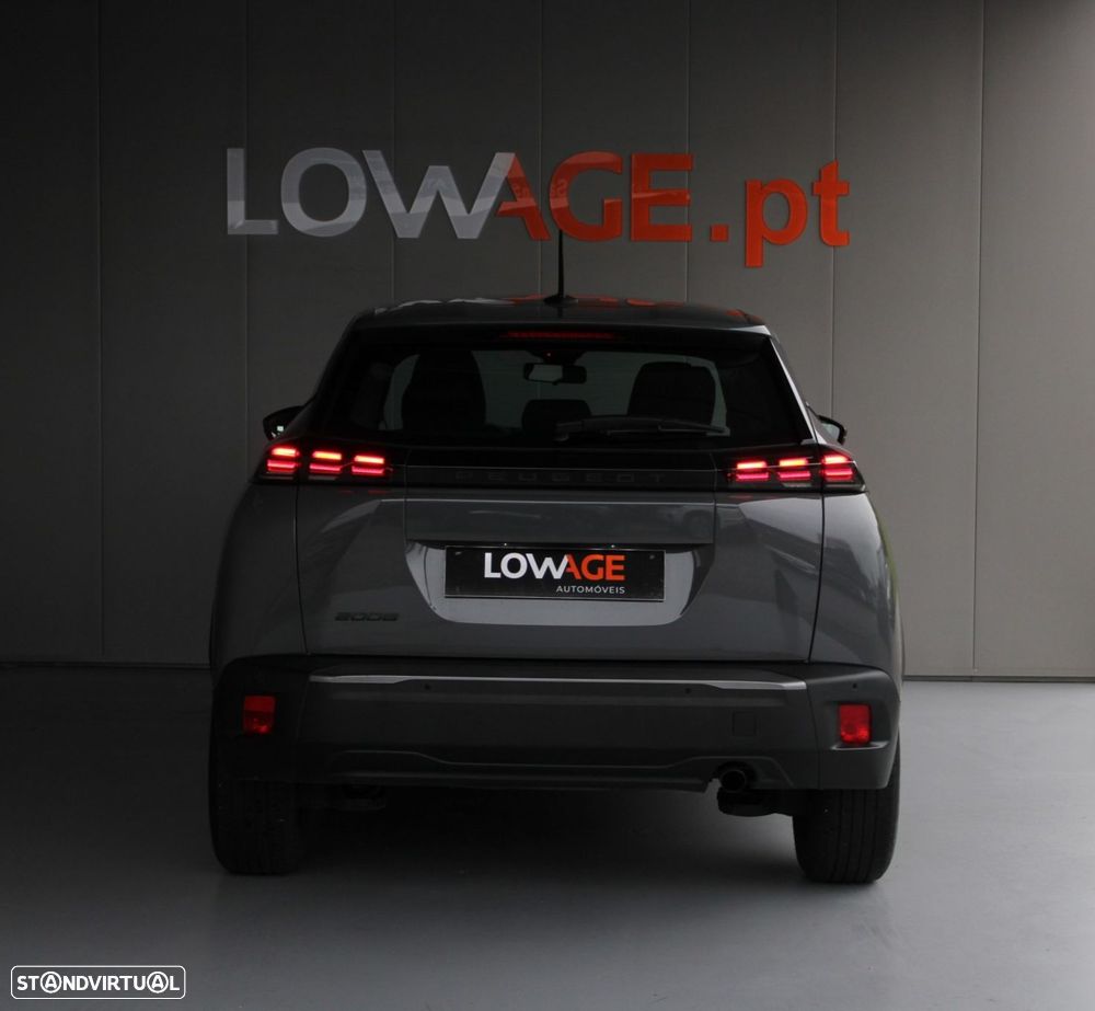 Peugeot 2008 1.2 PureTech Active Pack - 23