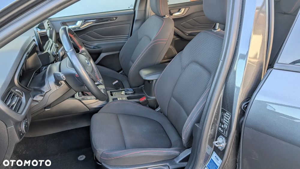 Ford Focus 1.5 EcoBoost ST-Line - 7