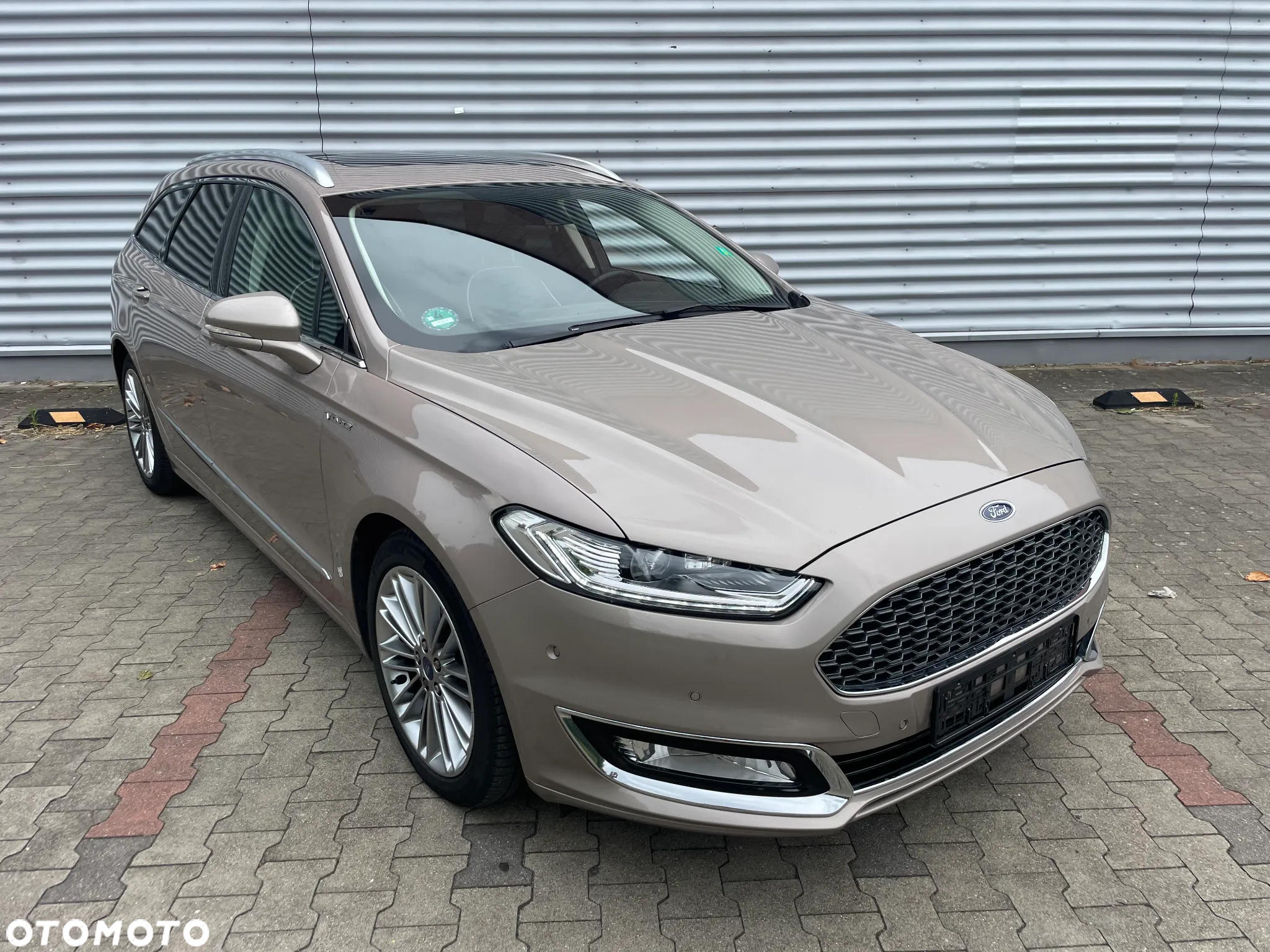 Ford Mondeo Turnier TDCi Bi-Turbo PowerShift-Aut Vignale - 9