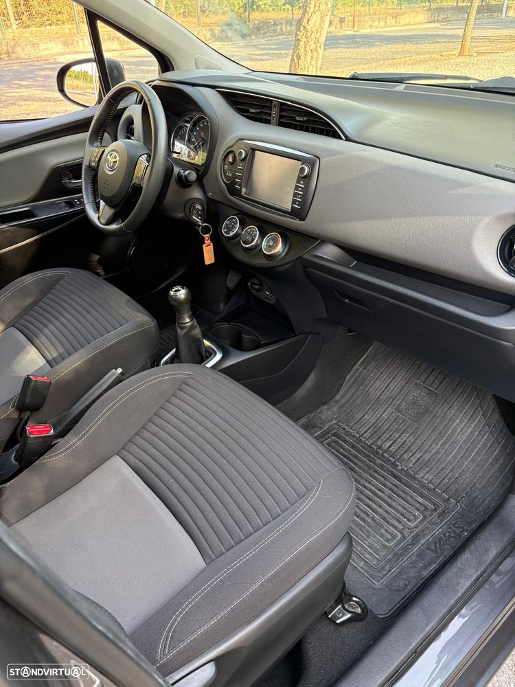 Toyota Yaris 1.0 VVT-i ACtive+AC - 12