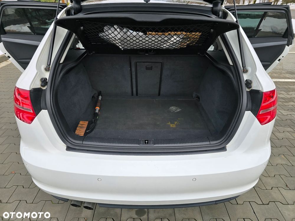 Audi A3 Sportback 2.0 TDI DPF Quattro Attraction - 30