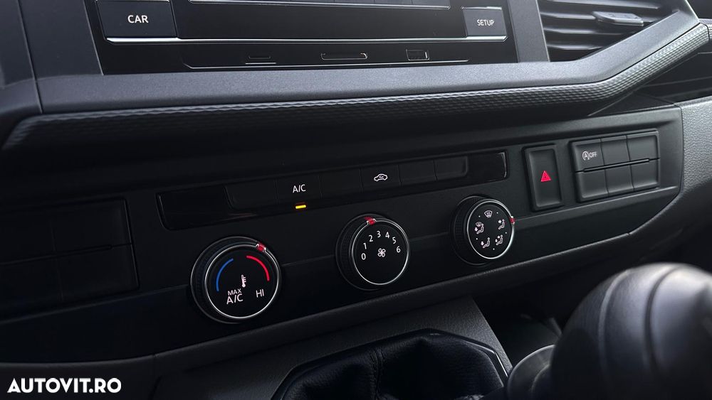 Volkswagen Transporter - 3