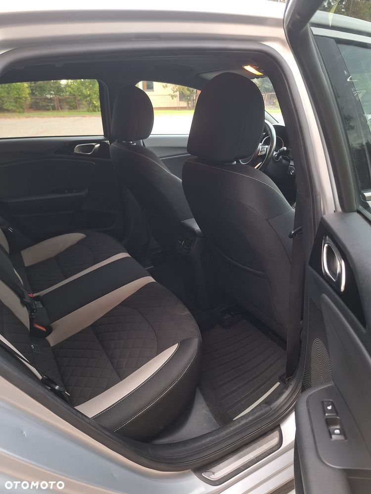 Kia ProCeed 1.4 T-GDI GT Line DCT - 10