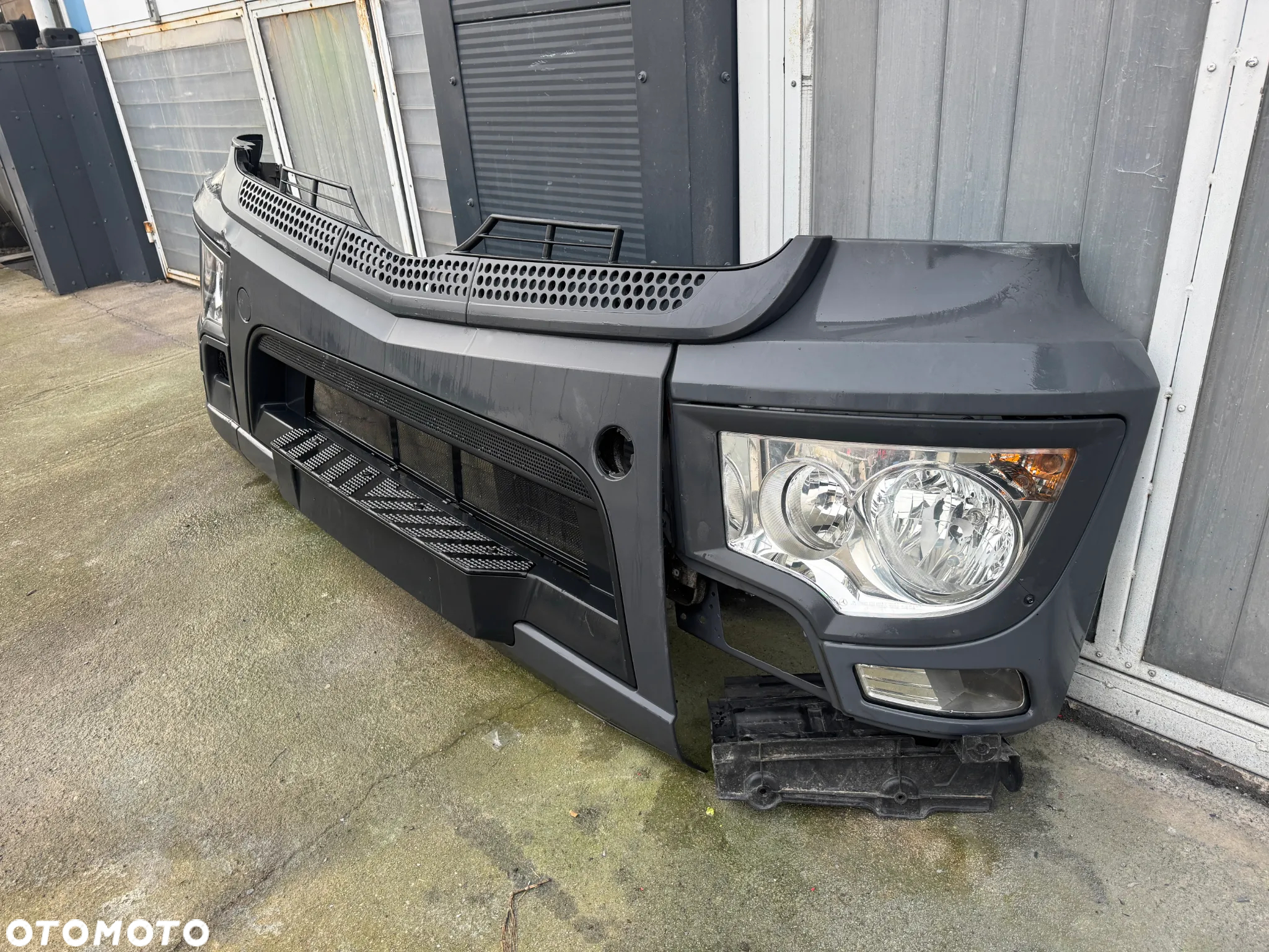 Zderzak Lampy Przód Narożnik Mercedes Antos Arocs - 4