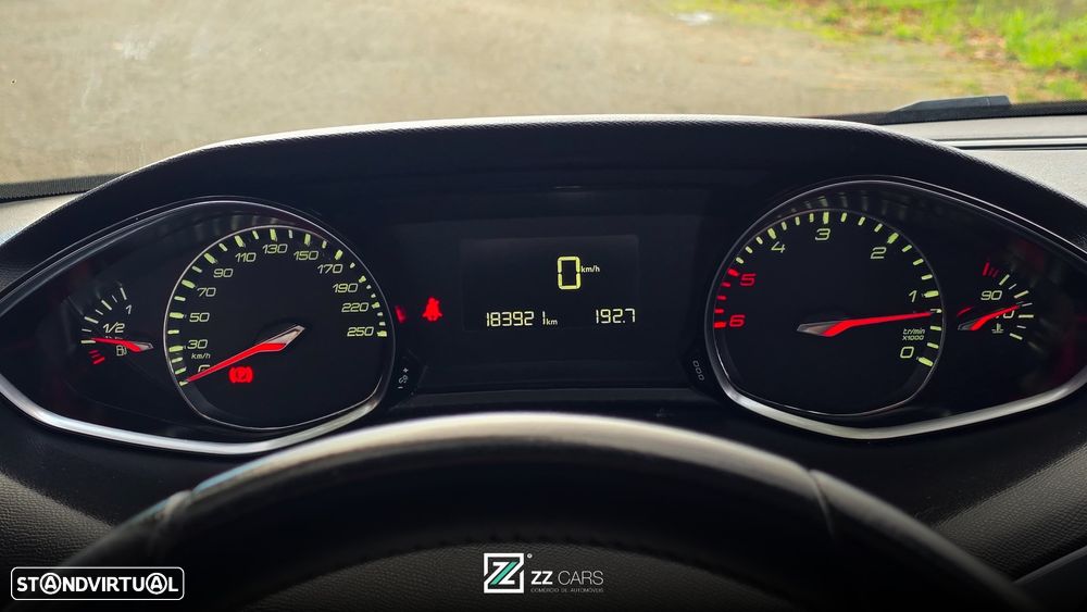 Peugeot 308 1.6 BlueHDi Allure J17 - 8