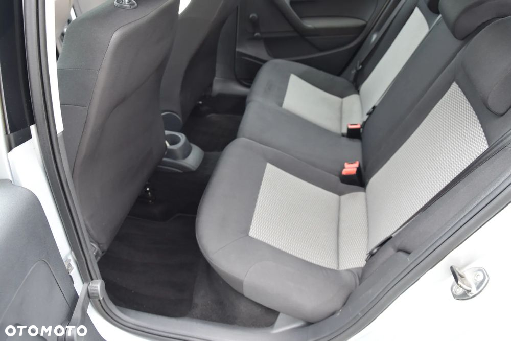 Volkswagen Polo 1.2 Team - 17
