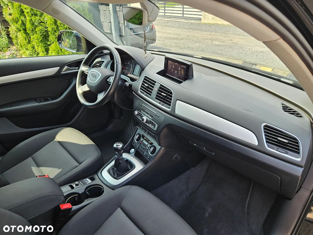 Audi Q3 2.0 TDI Design - 15