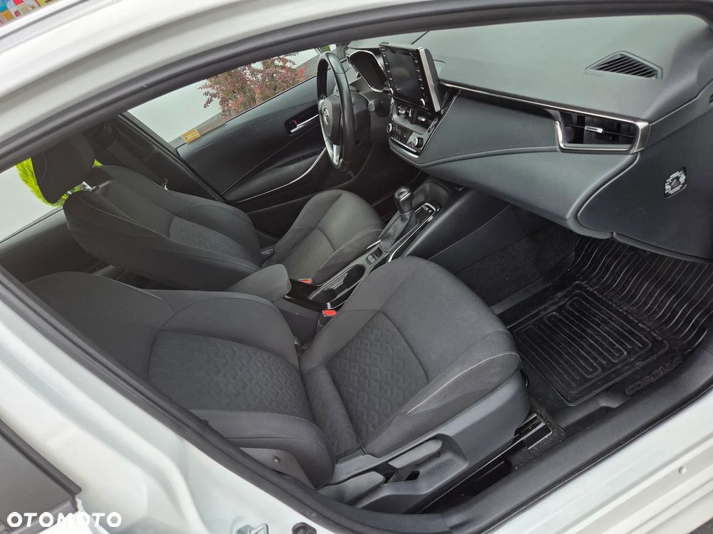 Toyota Corolla - 9