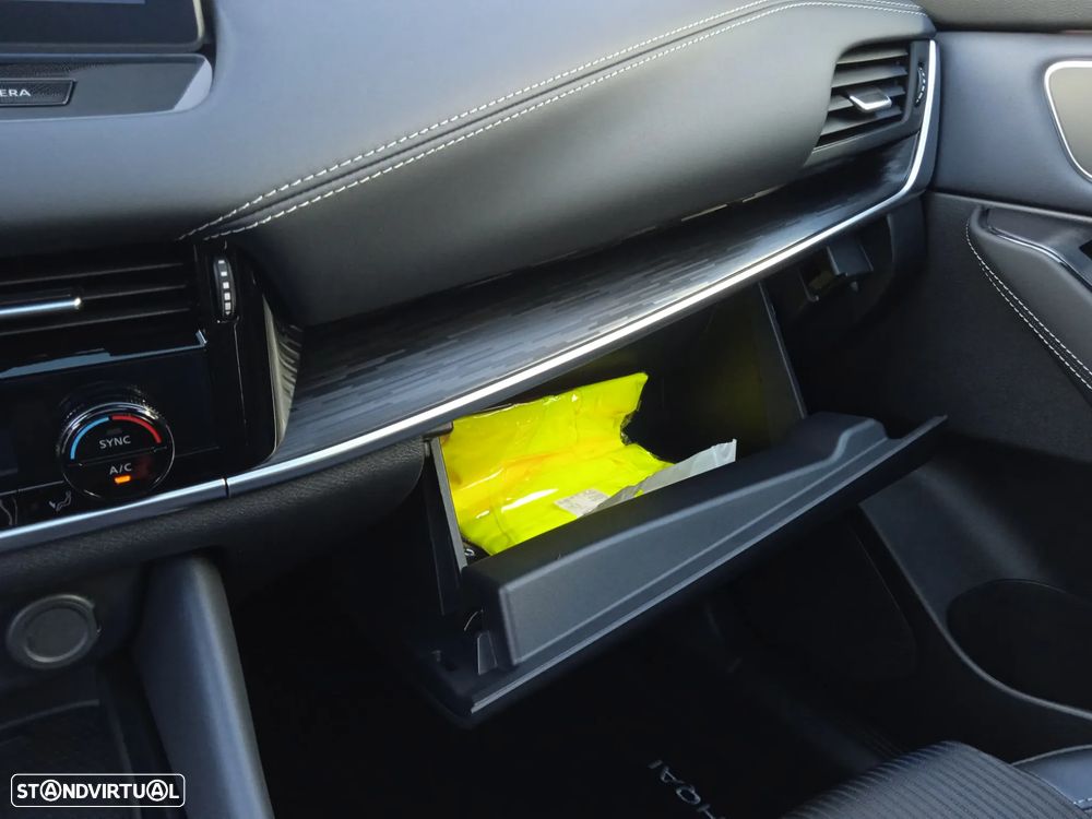 Nissan Qashqai 1.3 DIG-T Tekna TT+SKY Xtronic - 38