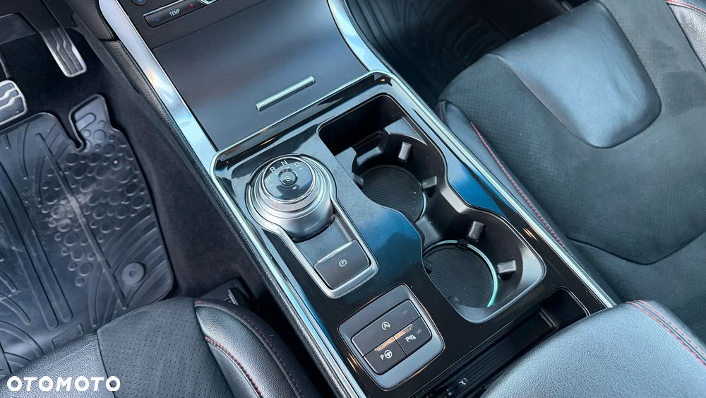 Ford Edge 2.0 EcoBlue Bi-Turbo 4x4 ST-LINE - 34