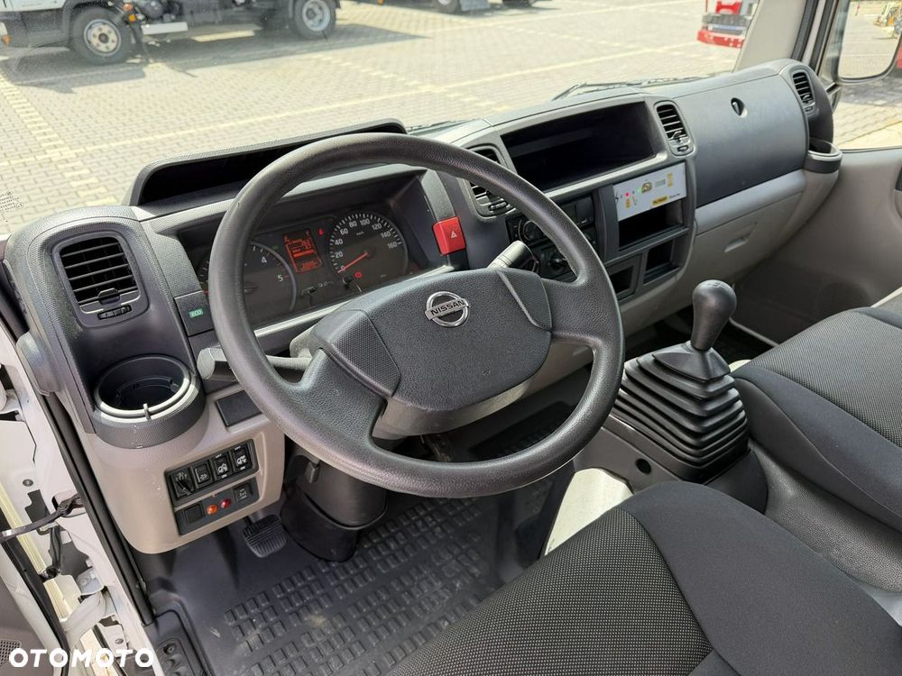 Nissan Cabstar - 25