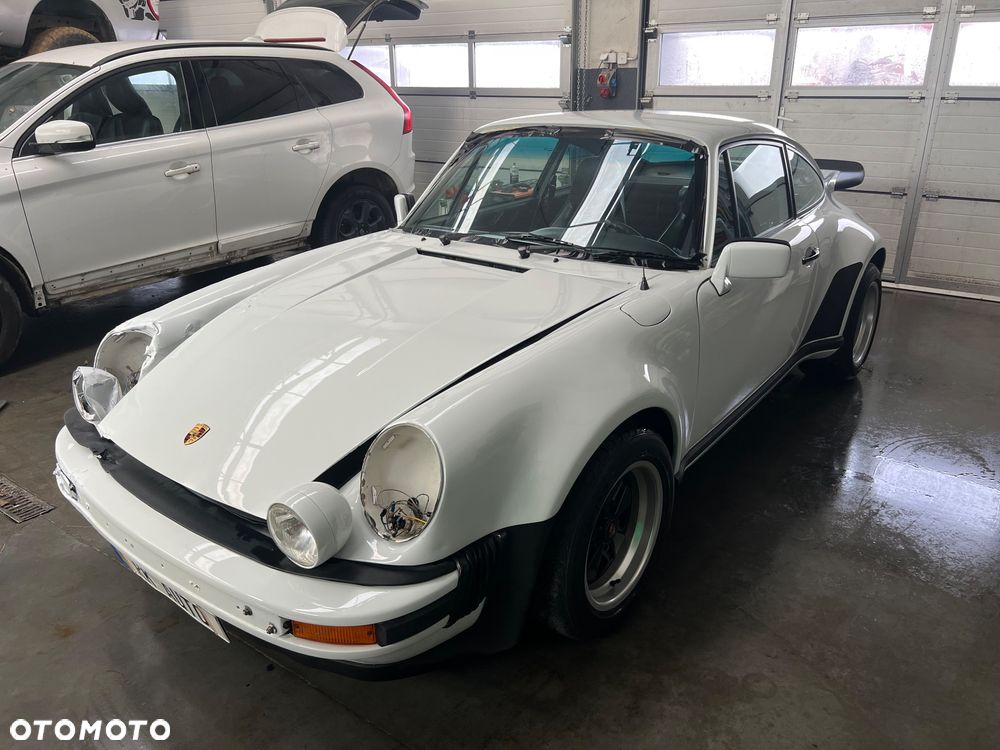 Porsche 911 - 11