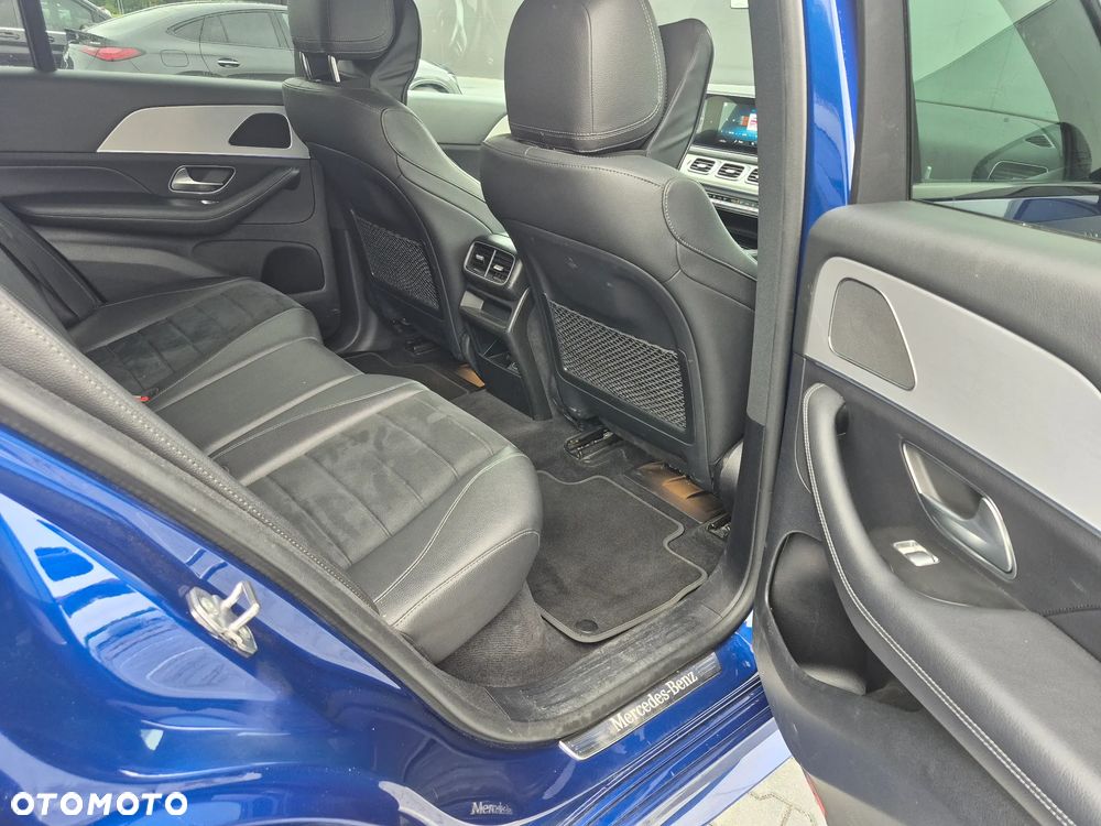 Mercedes-Benz GLE - 22