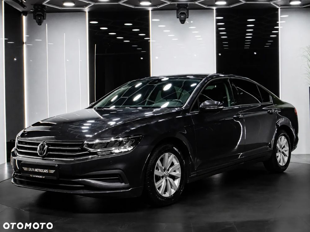 Volkswagen Passat 1.5 TSI EVO Essence DSG - 2