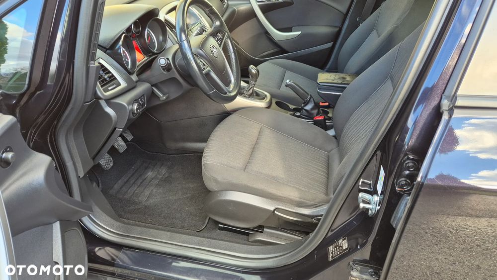 Opel Astra 1.4 Turbo Active - 10