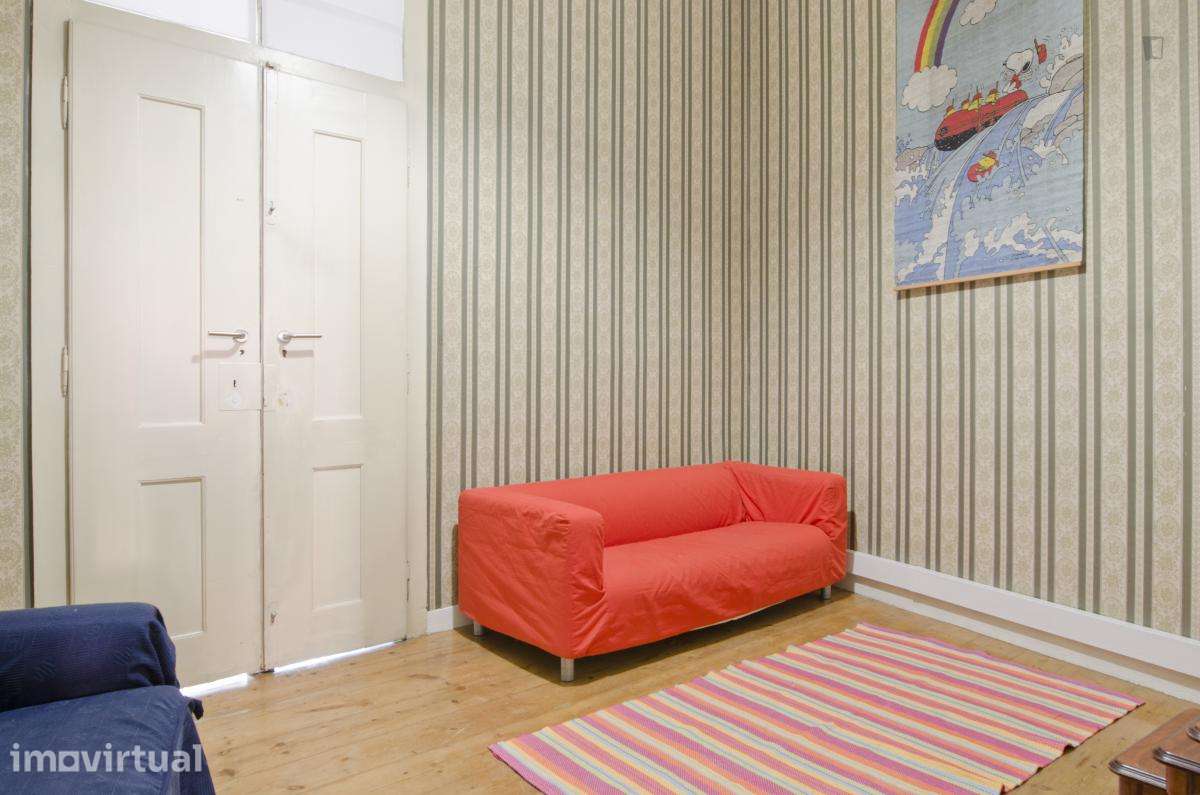 Quarto - localizado em Alcântara Lisbon - Grande imagem: 4/17