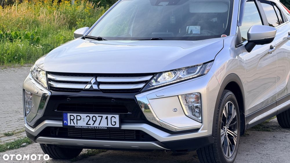 Mitsubishi Eclipse Cross 1.5 T Intense - 19