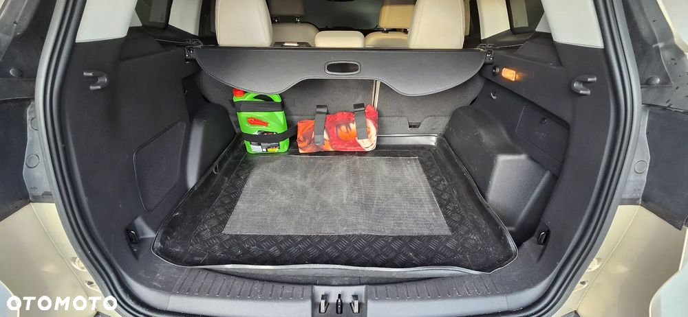 Ford Escape 2.0 EcoBoost AWD Titanium - 15