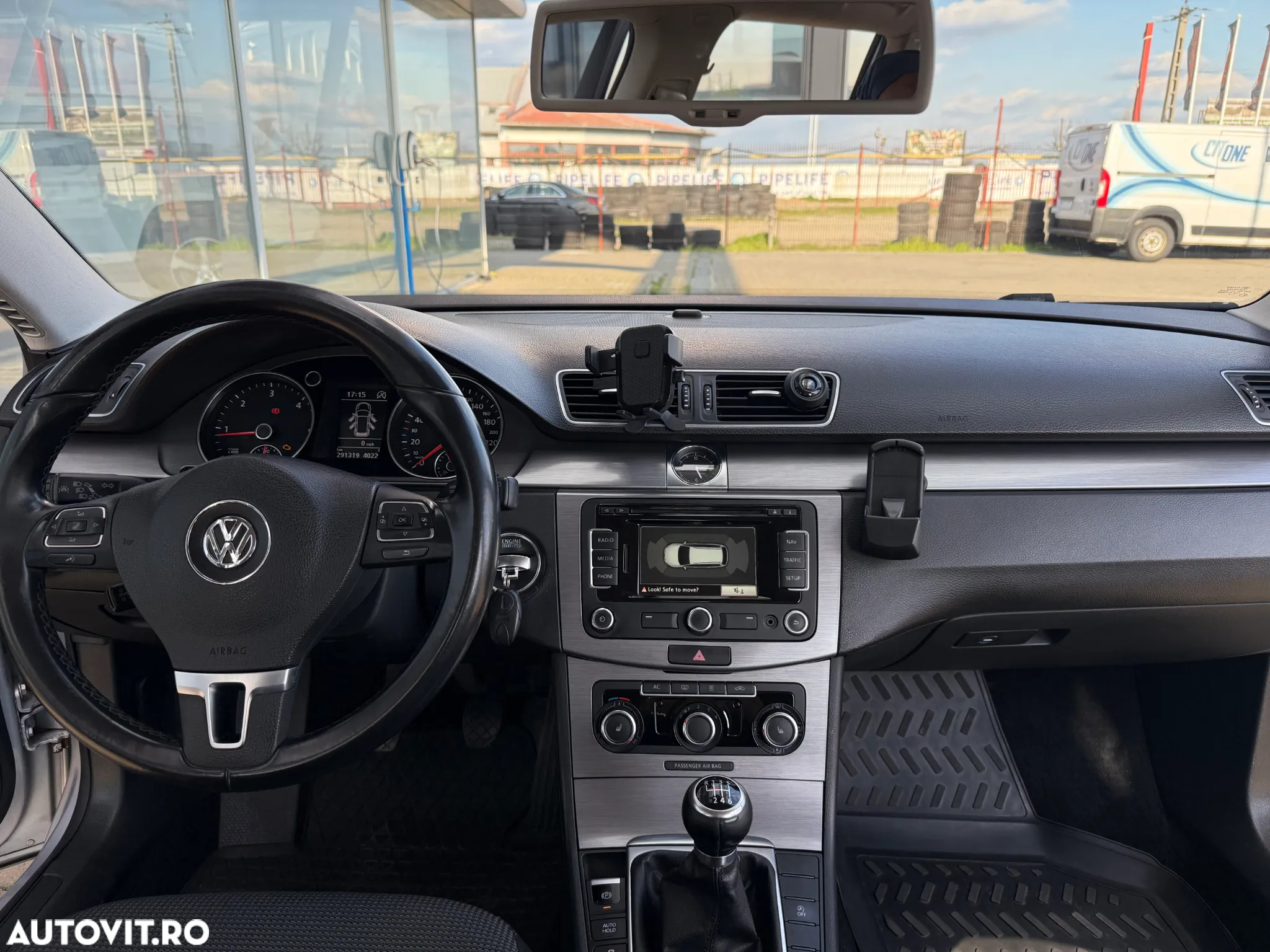 Volkswagen Passat Variant 2.0 TDI BlueMotion Technology Highline - 8