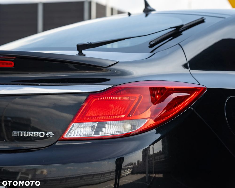 Opel Insignia 2.0 Bi Turbo CDTI 4x4 - 11