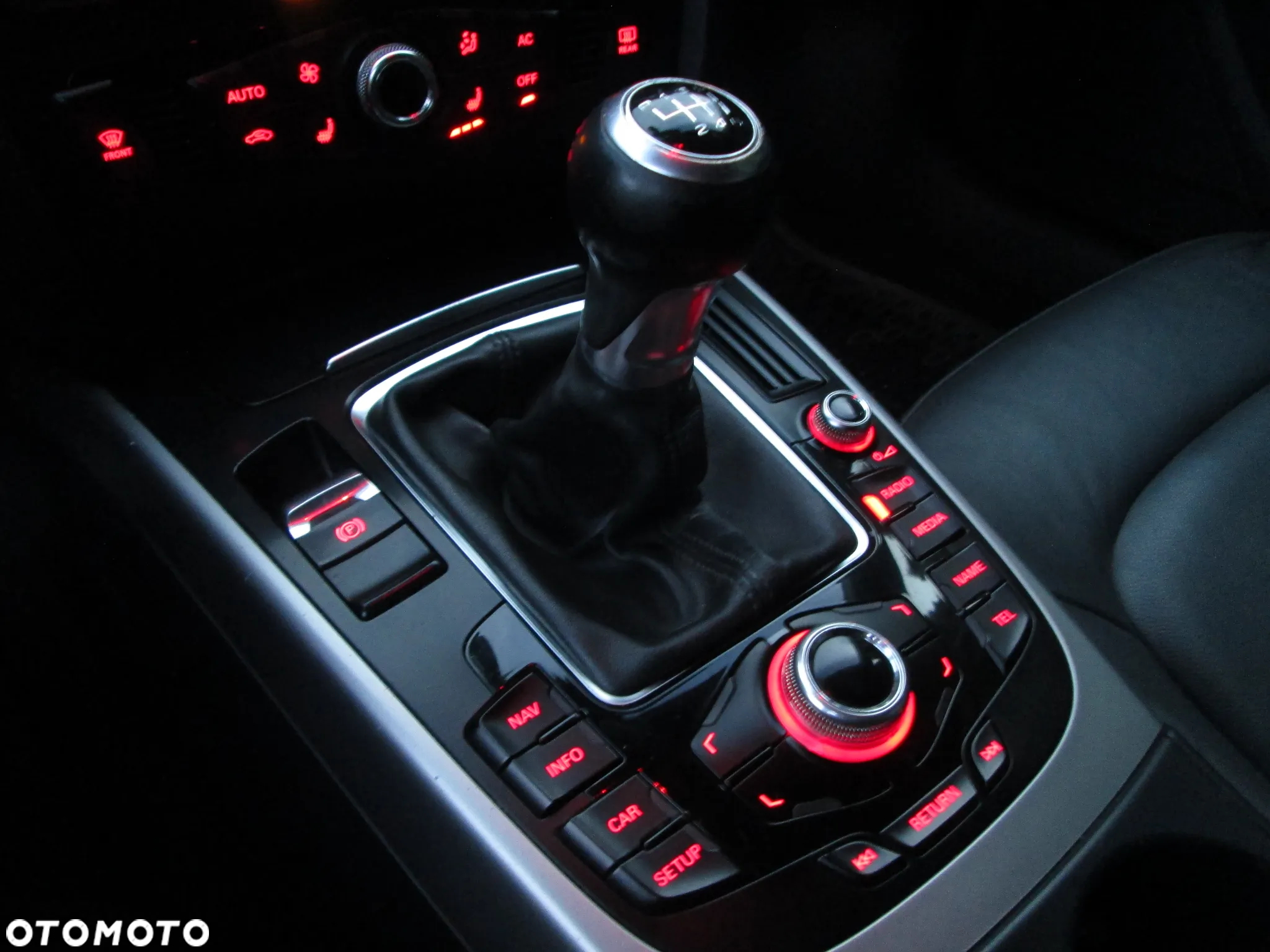 Audi A4 Allroad 2.0 TDI Quattro - 24