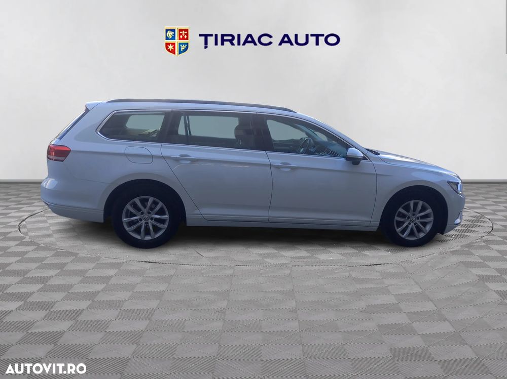 Volkswagen Passat 2.0 TDI SCR DSG Comfortline - 6