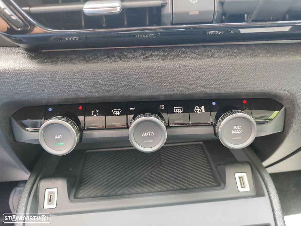 Citroën C4 1.5 BlueHDi Plus EAT8 - 15