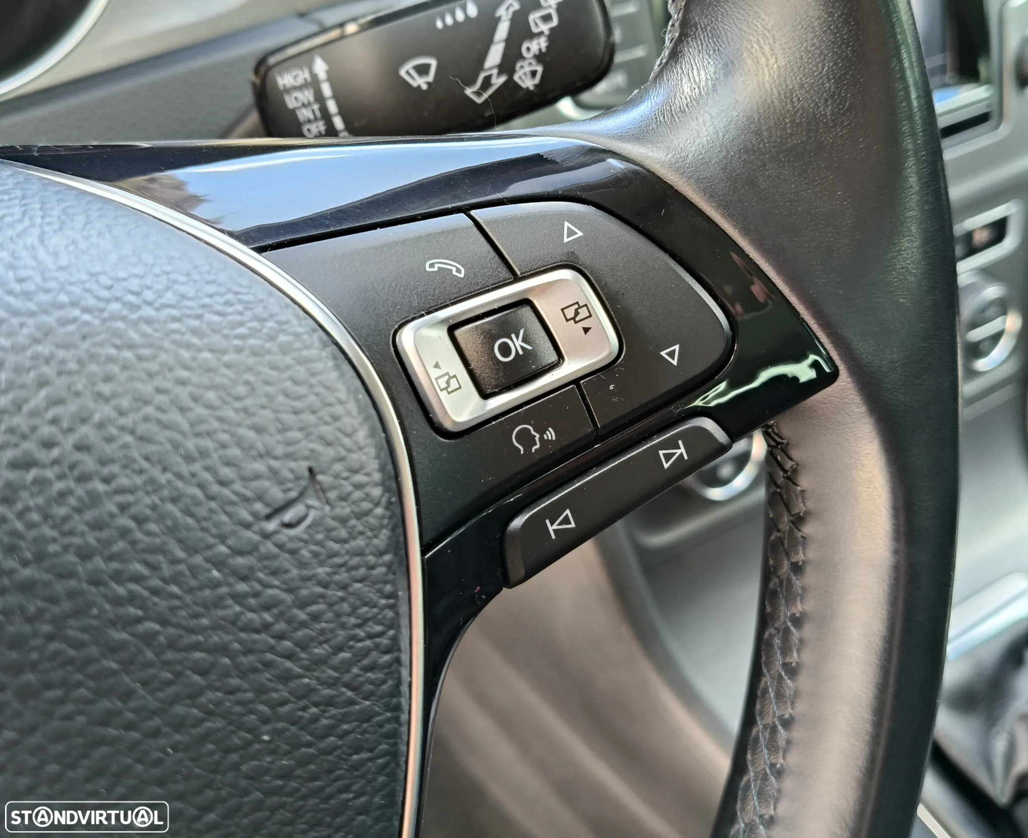 VW Golf Variant 1.6 TDi Sportline - 13