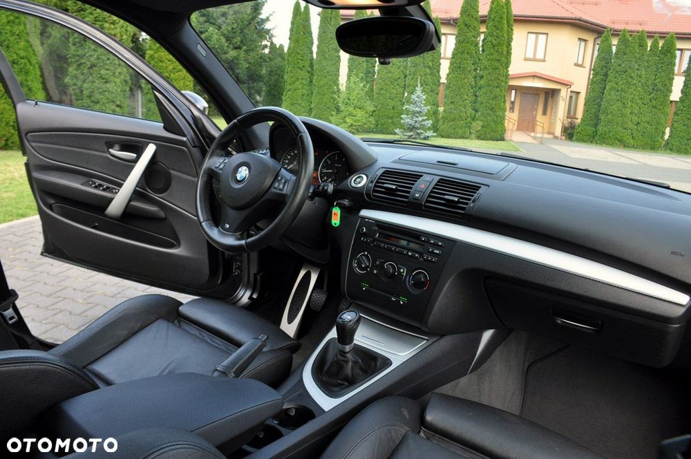 BMW Seria 1 - 25