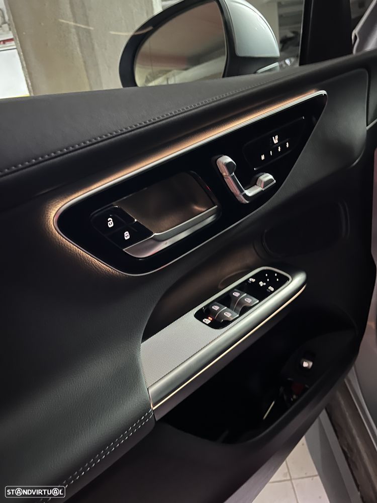 Mercedes-Benz GLC 300 de 4Matic - 11