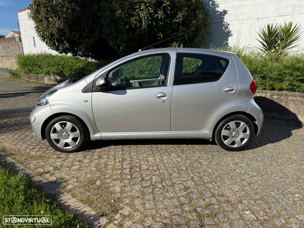 Toyota Aygo 1.0 + AC+VSC - 2