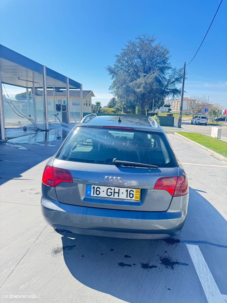 Audi A4 Avant 2.0 TDI DPF - 10