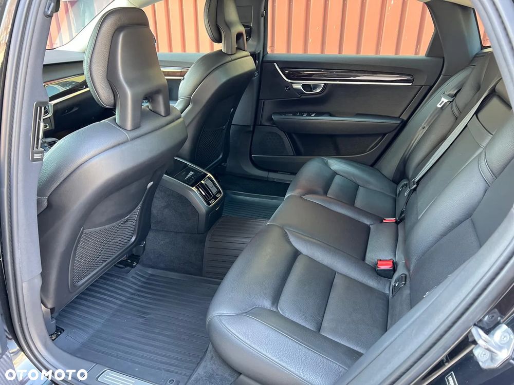 Volvo S90 T5 Momentum - 16