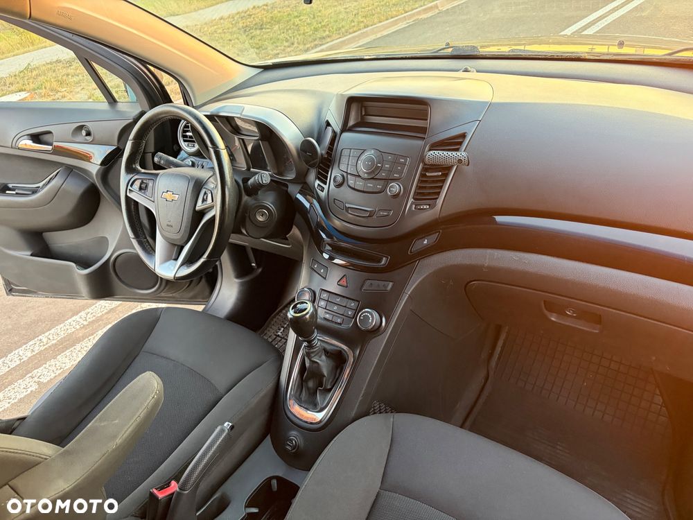Chevrolet Orlando - 11